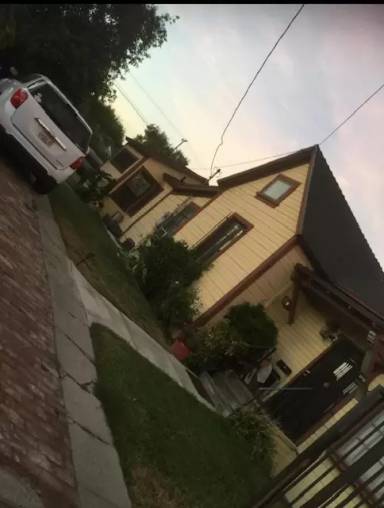 Main picture of 1327 W 24th St