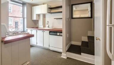 Main picture of 2553 Salmon St