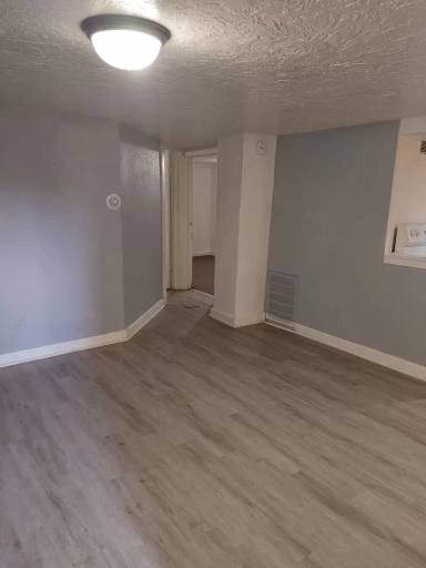 Main picture of 1610 8th Ave