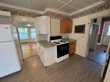 Main picture of 31 Boutelle Ave
