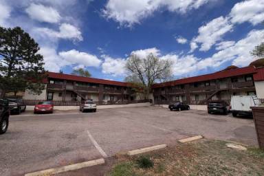 Main picture of 28 El Paso Blvd