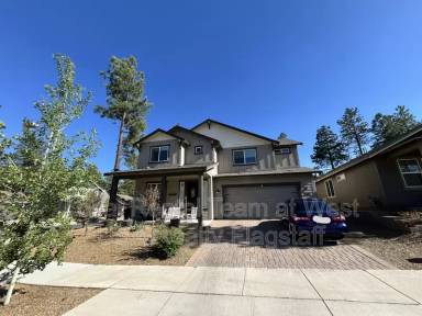 Main picture of 2705 W Windtree Dr