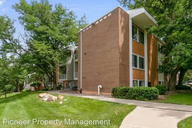 Main picture of 501 Golden Cir
