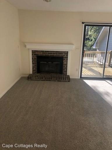 Main picture of 2029 Eastwood Rd