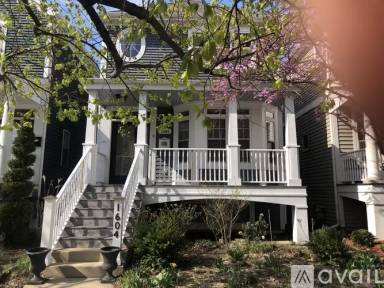 Main picture of 1604 W Edgewater Ave