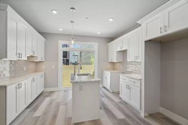 Main picture of 1953 N 9th St