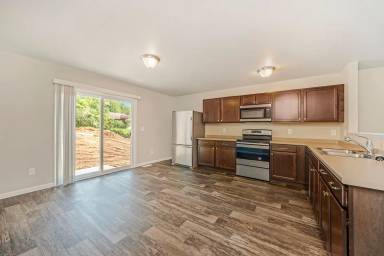 Main picture of 431 Pioneer Trl