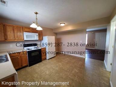 Main picture of 903 Weeping Willow Dr