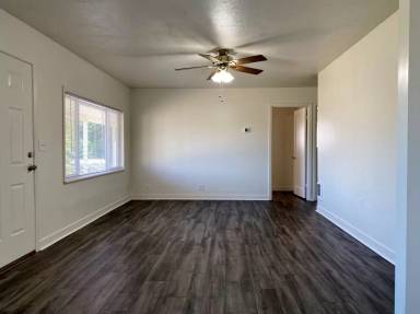 Main picture of 1705 I St