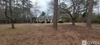 Main picture of 935 Saint Andrews Rd