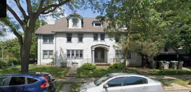 Main picture of 2608 E Newport Ave