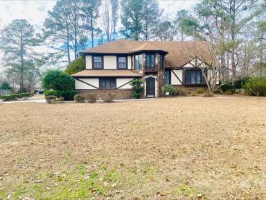 Main picture of 1621 Brandon Dr