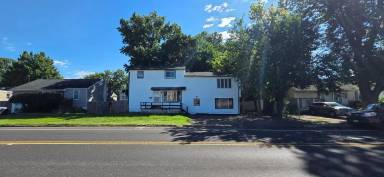 Main picture of 1019 Green Ln