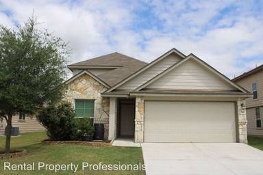 Main picture of 741 Great Oaks Dr