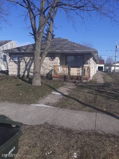 Main picture of 818 Dundee St