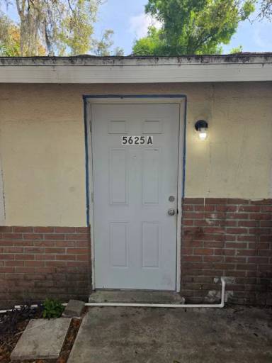 Main picture of 5625A 6th Street Ct E