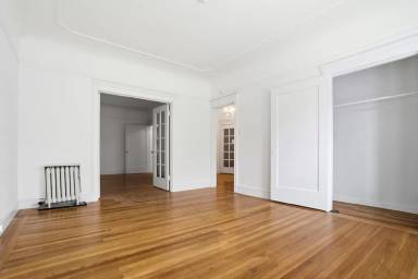 Main picture of 505 14th Ave
