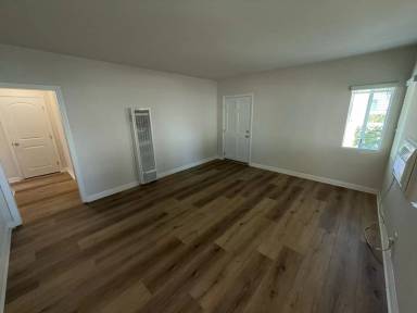 Main picture of 543 N Lomita St