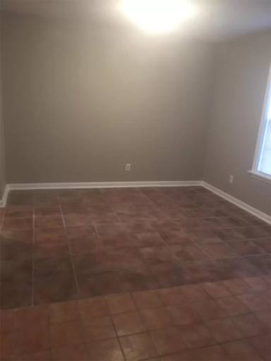 Main picture of 330 South 7th St - 3