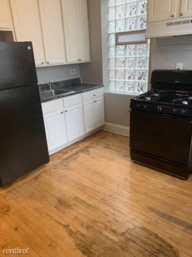 Main picture of 6939 S Indiana Ave