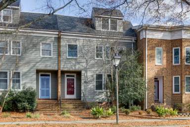 Main picture of 430 W Princess Anne Rd