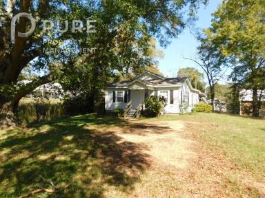 Main picture of 5208 Highland Ave