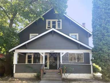 Main picture of 240 NW 9th St