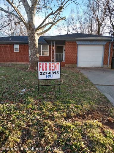 Main picture of 3008 SE 21st St