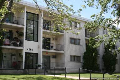 Main picture of 4201 Parklawn Ave