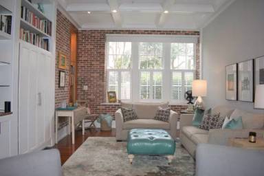 Main picture of 67 Legare St