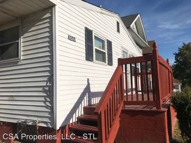 Main picture of 4203 Oakwood Ave