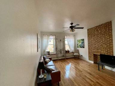 Main picture of 146 W 132nd St
