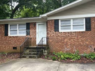 Main picture of 895 Fisher Cir