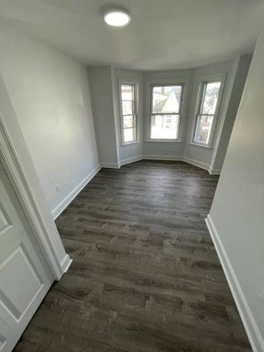 Main picture of 233 Bennington Street - 3