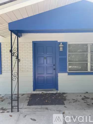 Main picture of 4225 NW 21st Dr