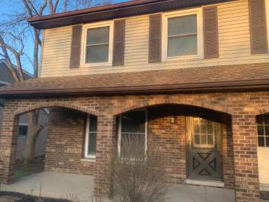Main picture of 527 Lincoln Ave