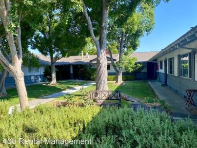 Main picture of 564 Annie Laurie St
