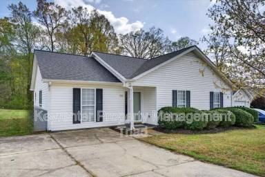 Main picture of 701 Ashcroft Rd