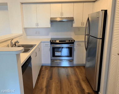 Main picture of 2113 Renaissance Blvd