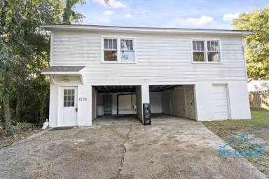 Main picture of 159 Saint George Ave