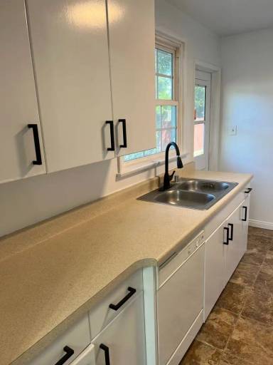 Main picture of 5848 Colfax Ave