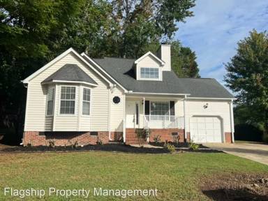 Main picture of 14 Wooddale Ct