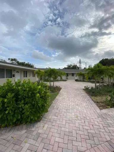 Main picture of 1440 Miami Road - 6