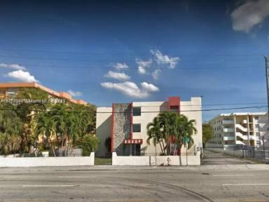 Main picture of 505 NW 72nd Ave
