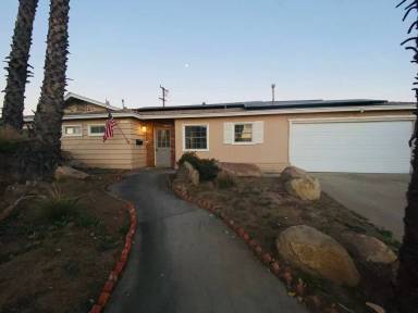Main picture of 639 Galena St