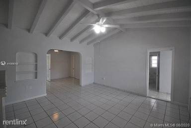Main picture of 7711 Carlyle Ave