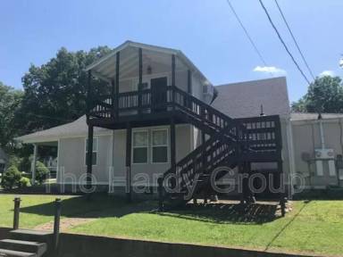 Main picture of 300B E Fort St