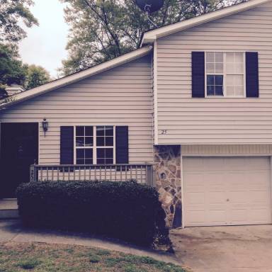 Main picture of 145 Viking Dr