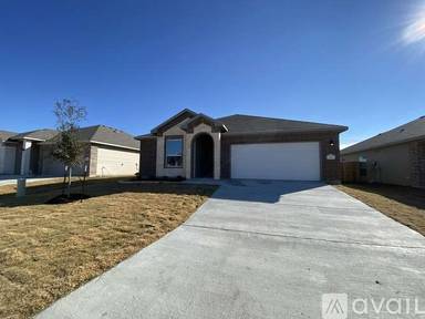 Main picture of 977 Aurora Grove Bnd