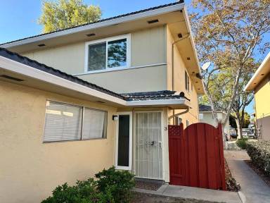 Main picture of 5641 Calmor Ave